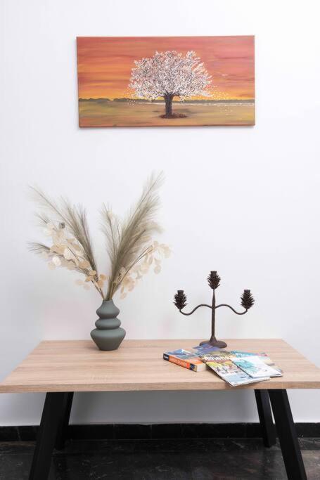 Lovely,Central, Spacious 2-Bedrooms Apartment Piraeus Buitenkant foto